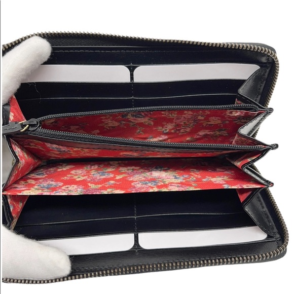 ❌SOLD❌ Gucci GG Marmont Web Quilted Leather Wallet - Picture 7 of 11